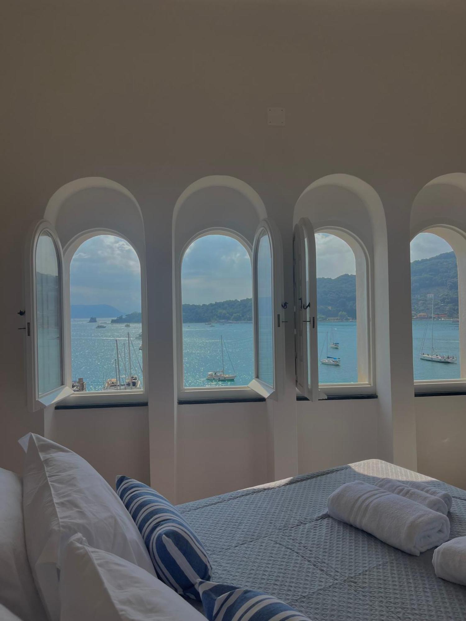 Hotel Le Finestre Veneris Porto Venere Exterior foto