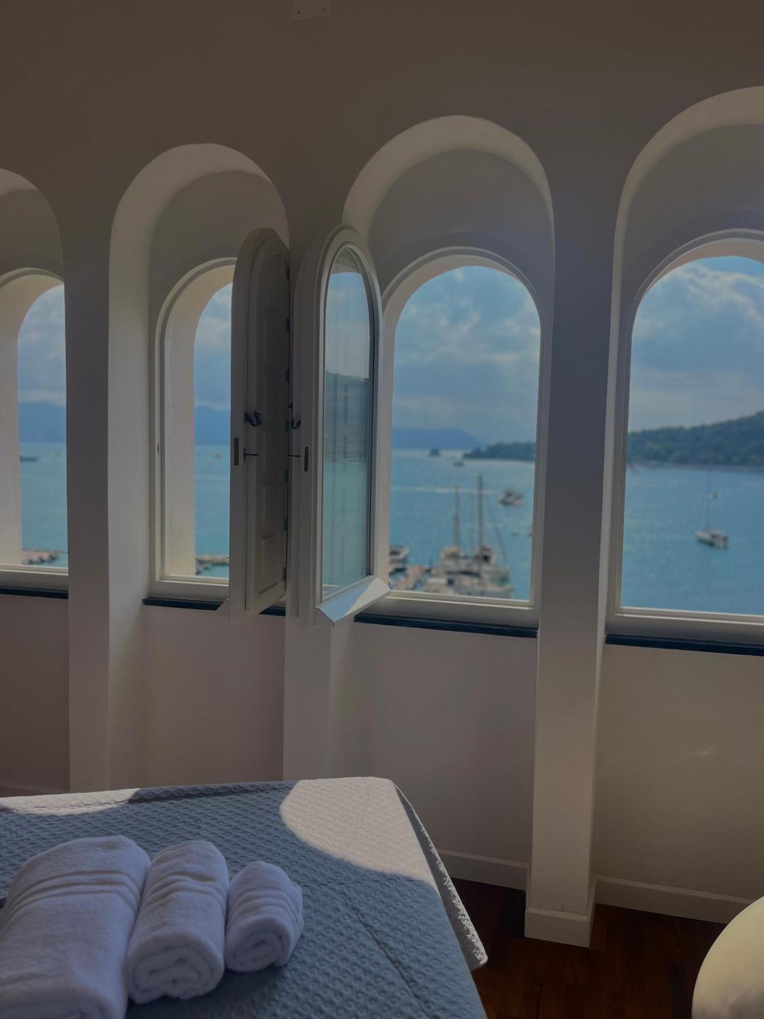 Hotel Le Finestre Veneris Porto Venere Exterior foto