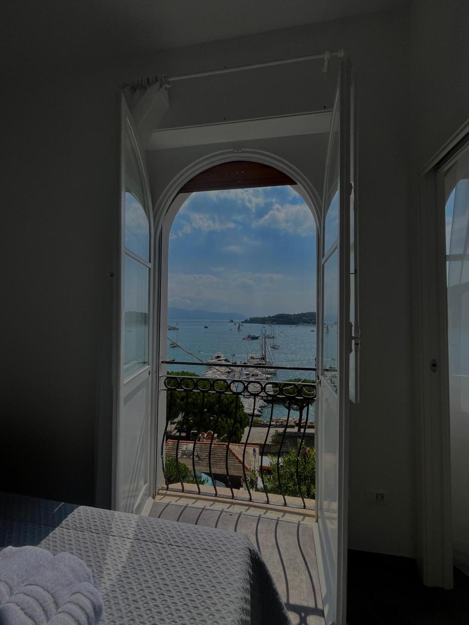 Hotel Le Finestre Veneris Porto Venere Exterior foto