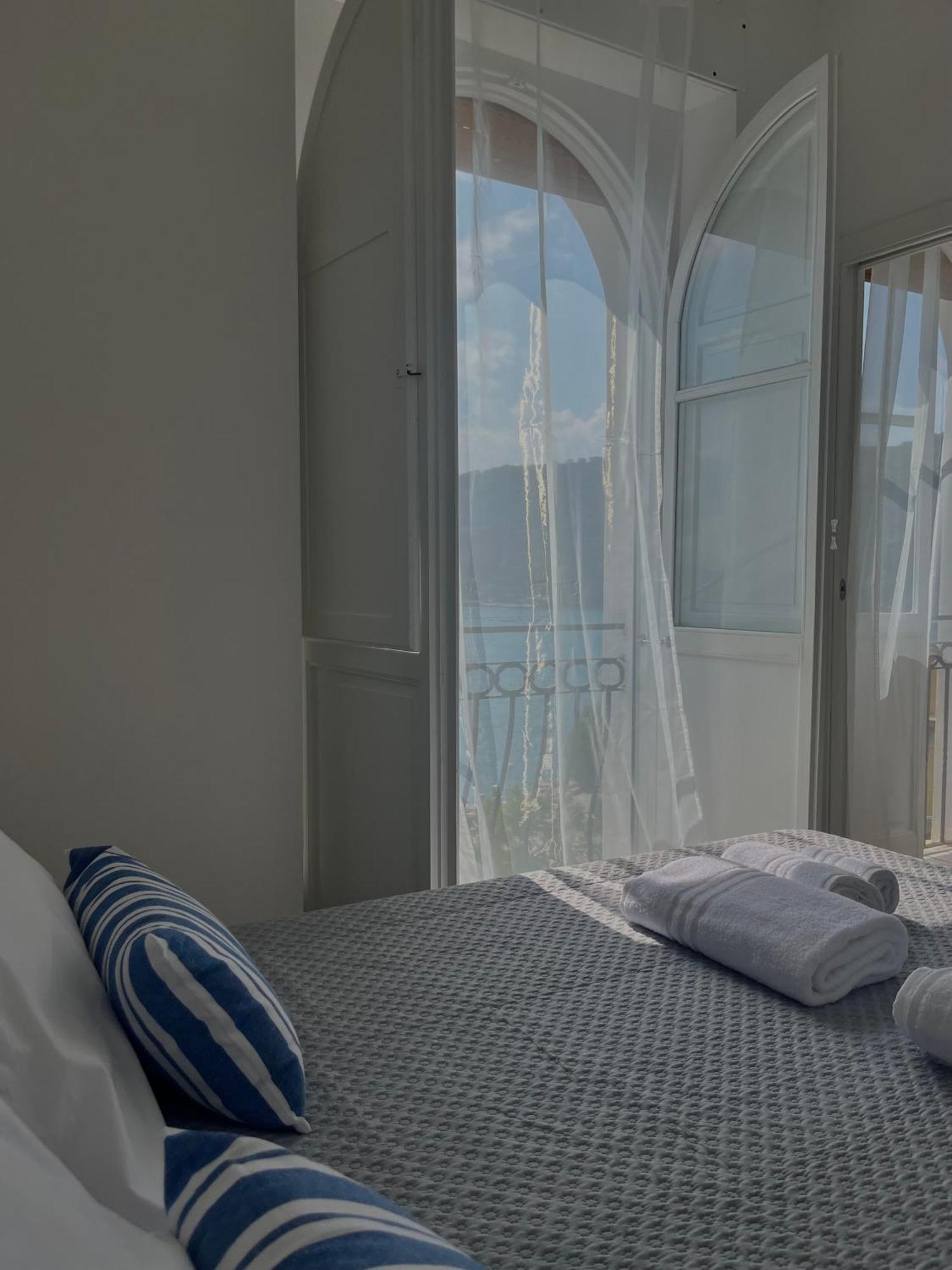 Hotel Le Finestre Veneris Porto Venere Exterior foto